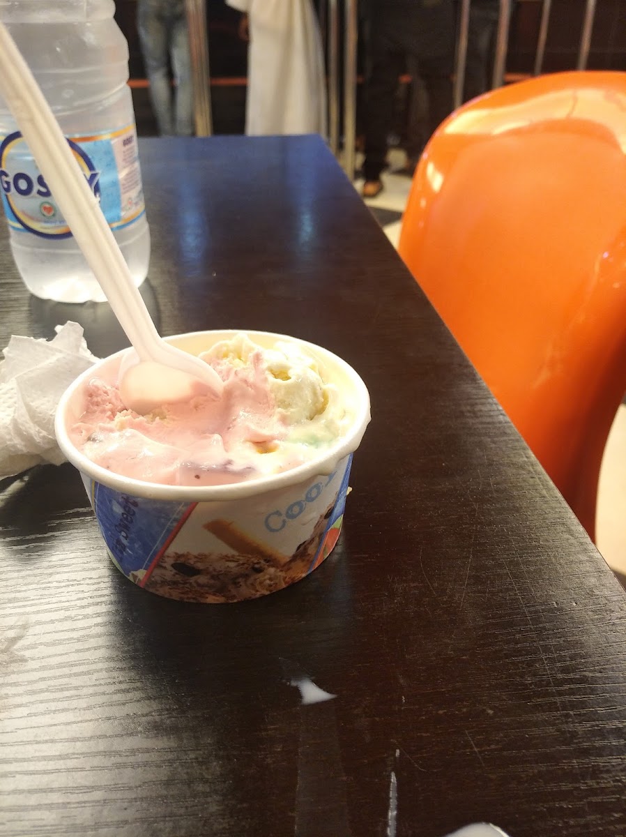 Chicken And Co Restaurant-6